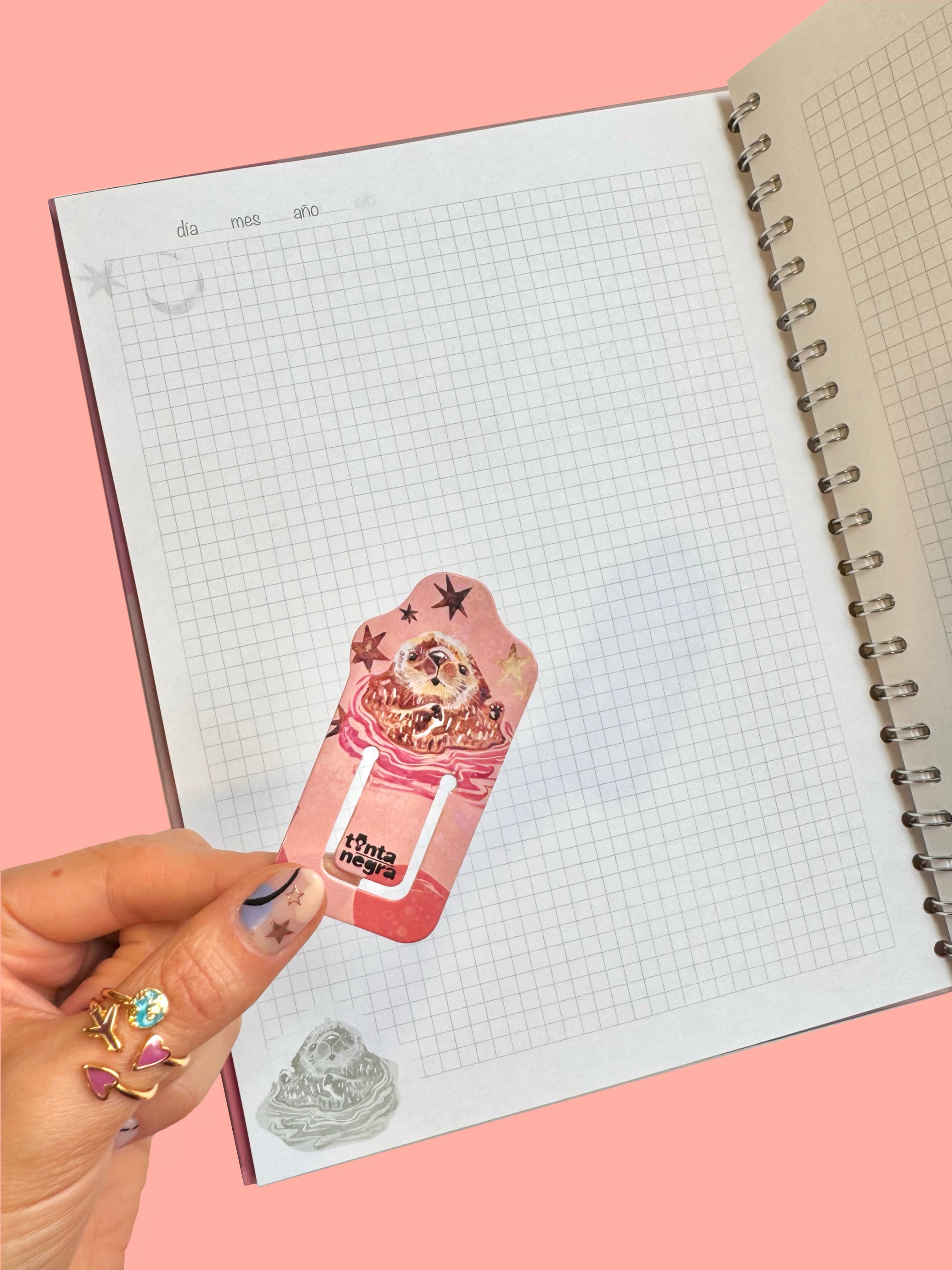 CUADERNO NUTRIA ROSA TAMAÑO MEDIA CARTA